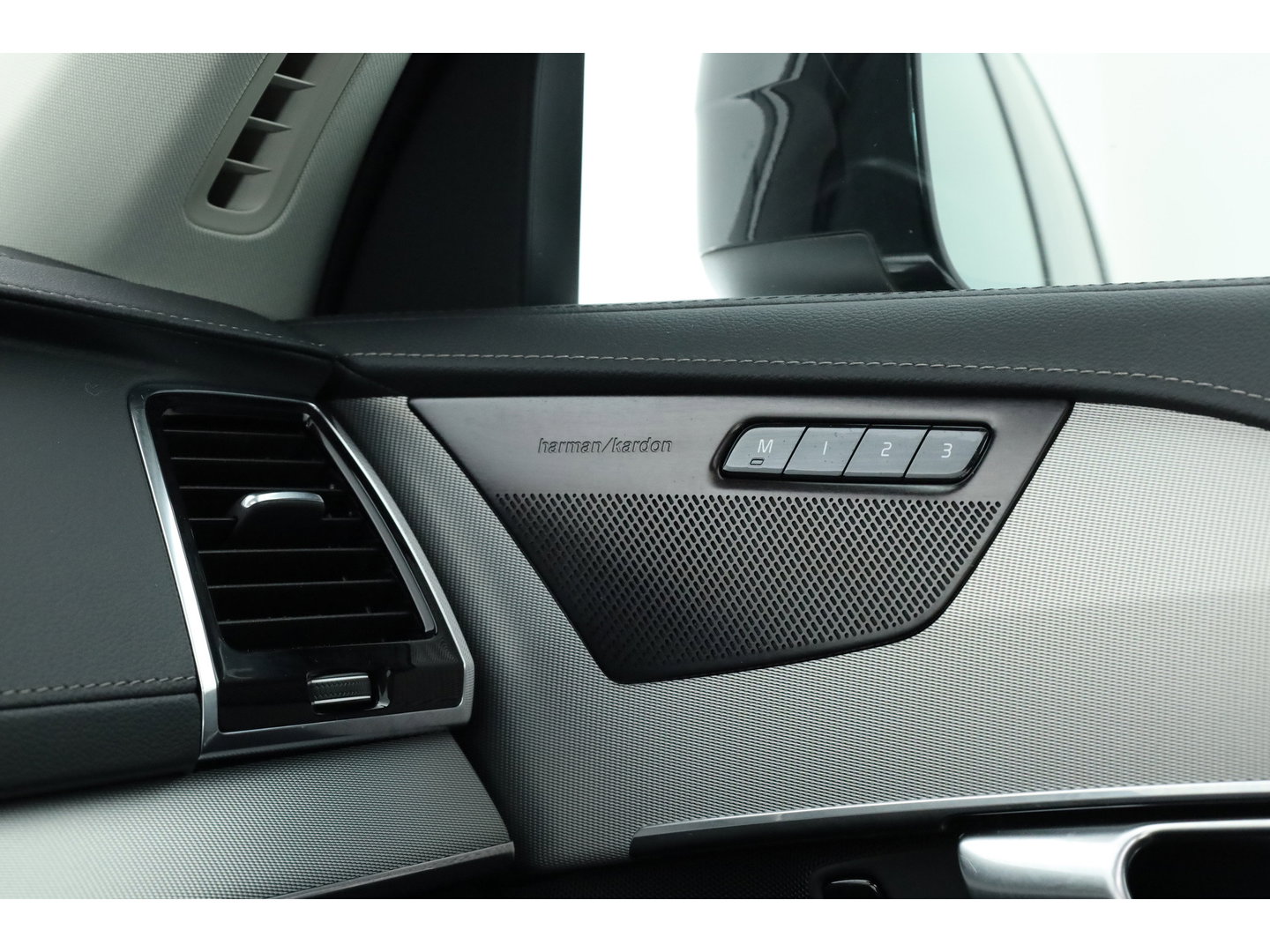 Volvo XC90 2.0 T8 Recharge AWD Ultra Bright | 7 pers. | Pano | 360 camera | HUD | Harman/Kardon | Memory | Bliss | Stoel-Stuurverw. | Google+App.connect | Elek. Klep | 21''