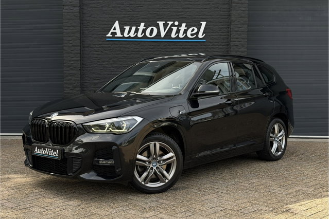 BMW X1 - xDrive25e M-Sport | Panodak | Head-Up | Camera | Adaptive Cruise | Comfort Access