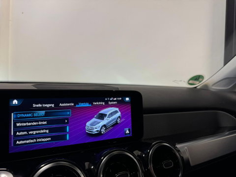 Mercedes-Benz GLB 250 4MATIC PANO KEYLESS CAM