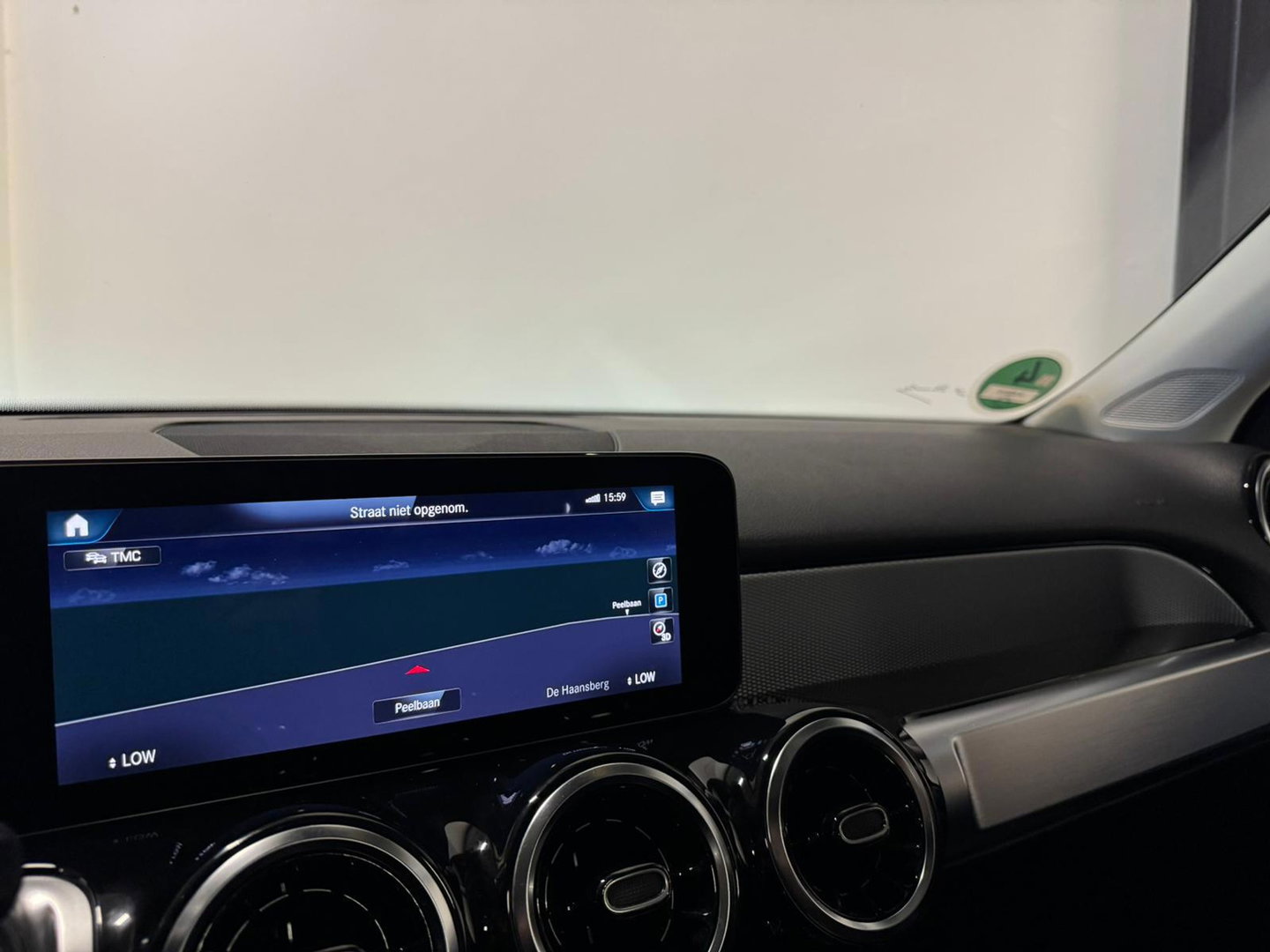 Mercedes-Benz GLB 250 4MATIC PANO KEYLESS CAM