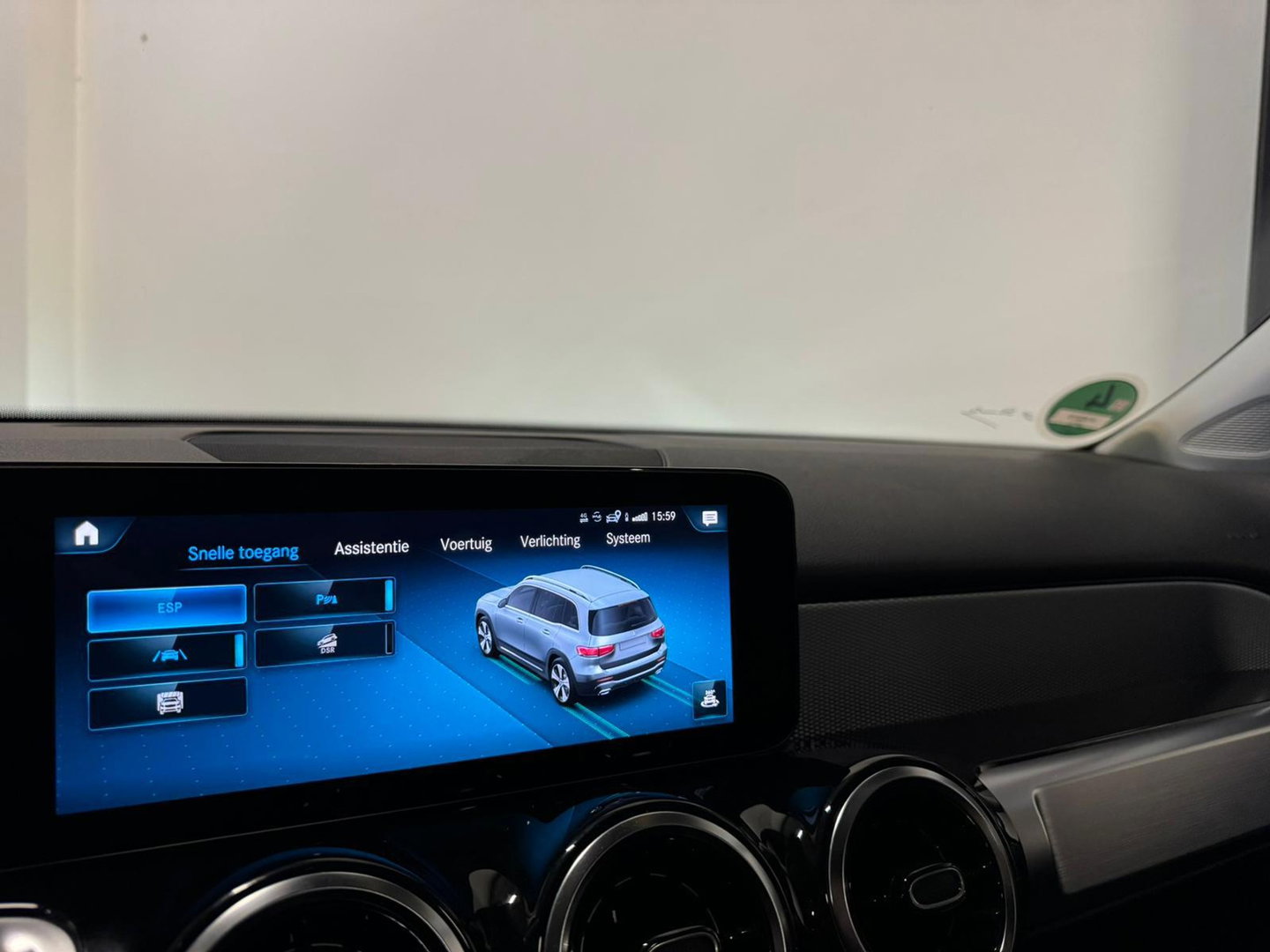 Mercedes-Benz GLB 250 4MATIC PANO KEYLESS CAM