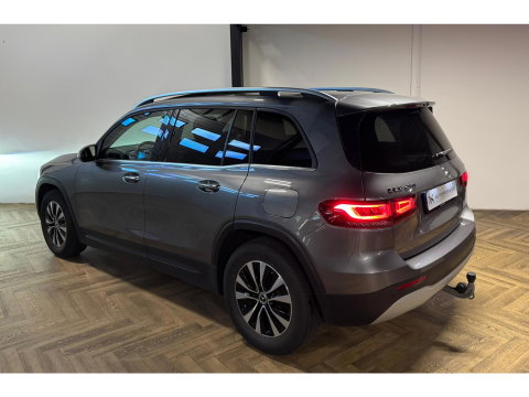 Mercedes-Benz GLB 250 4MATIC PANO KEYLESS CAM