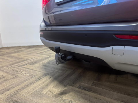 Mercedes-Benz GLB 250 4MATIC PANO KEYLESS CAM