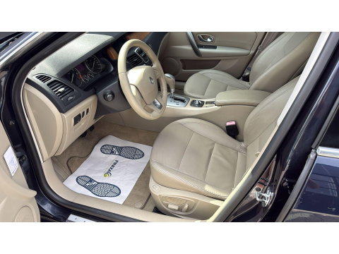 Renault Laguna 2.0 16V T 170PK Initiale Aut. Leer stoelverwarming Cruise Keyless