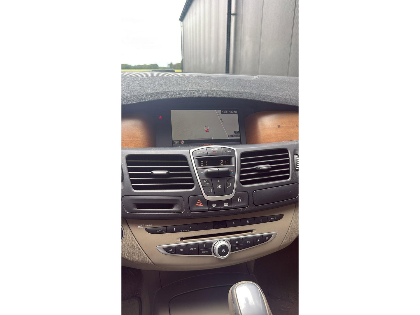 Renault Laguna 2.0 16V T 170PK Initiale Aut. Leer stoelverwarming Cruise Keyless