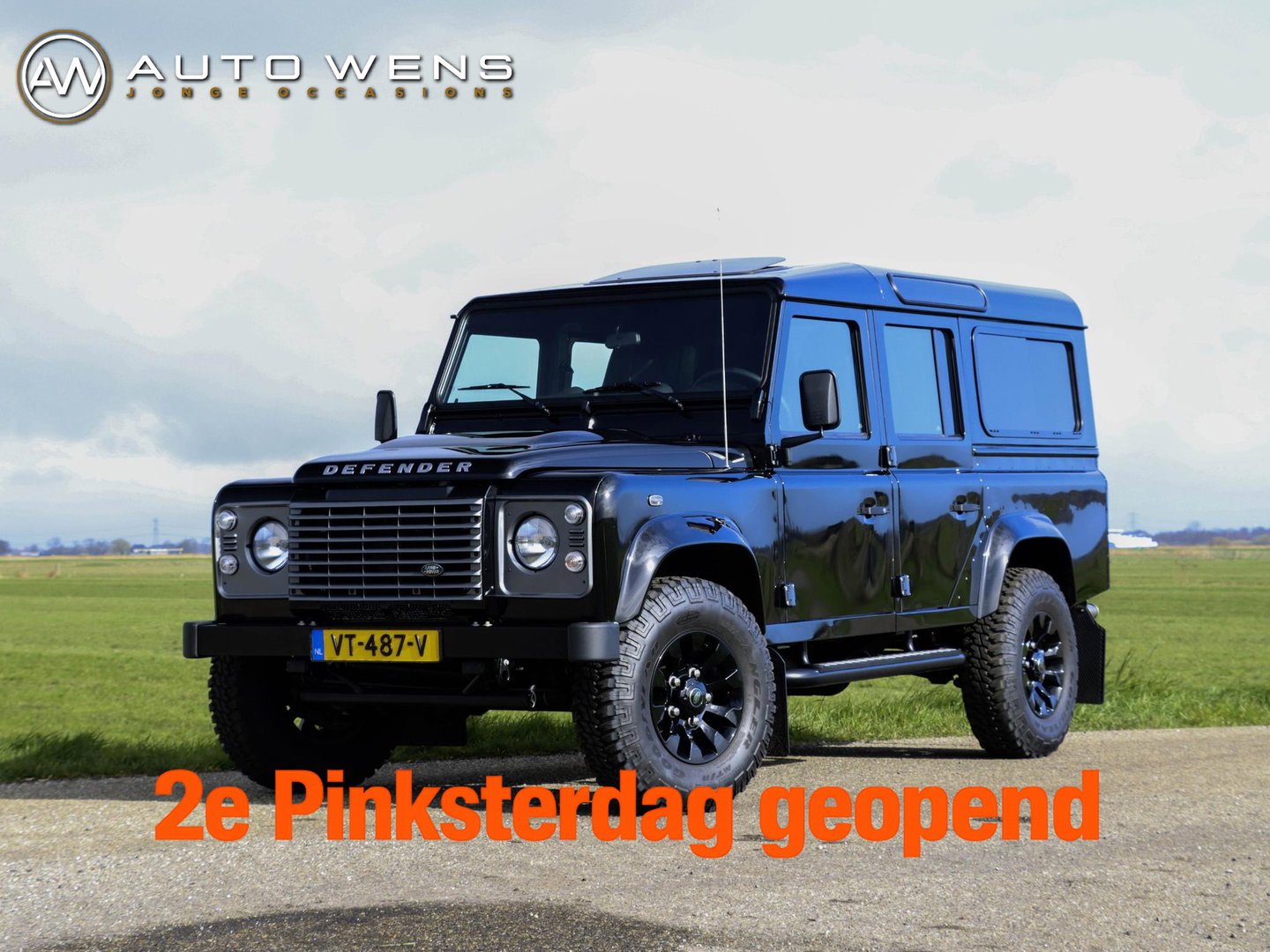 Land Rover Defender 2.2 D SW 110" XTech | 6.575 KM | in Concoursstaat