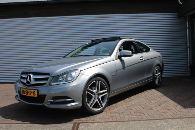 Mercedes-Benz C-Klasse - Coupé 180 amg panoramadak