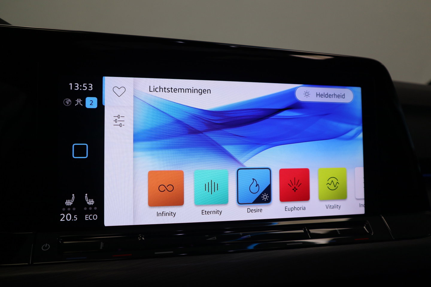 Volkswagen Golf 1.4 eHybrid Style Panoramadak Stoelverwarming Ergo Active 24 Maanden garantie* (Vraag naar de voorwaarden)