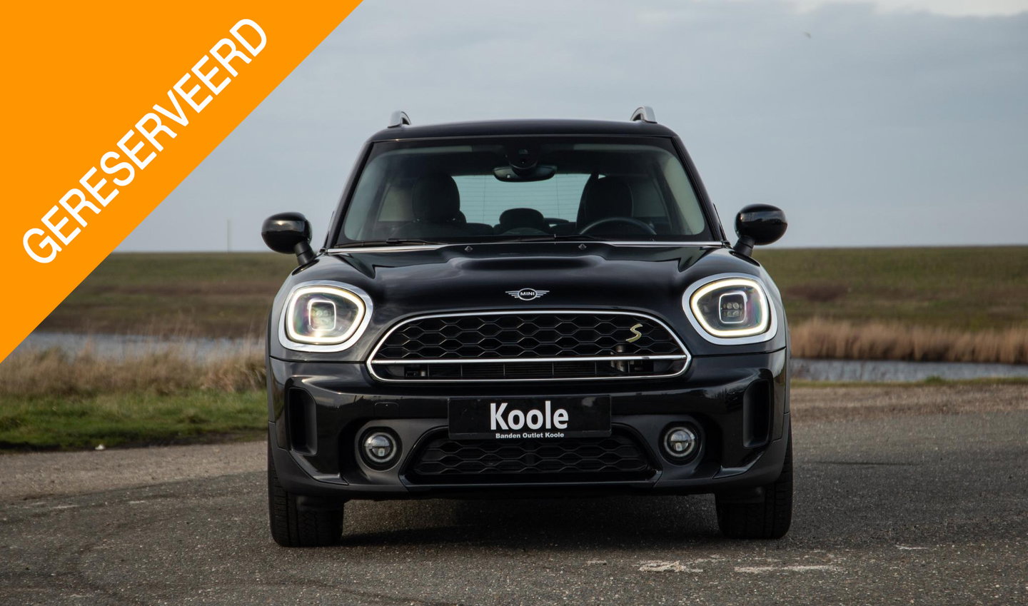 MINI Countryman 1.5 Cooper S E ALL4 Essential CAMERA / NAVI / CARPLAY / AIRCO / ZWART / STOELVERWARMING