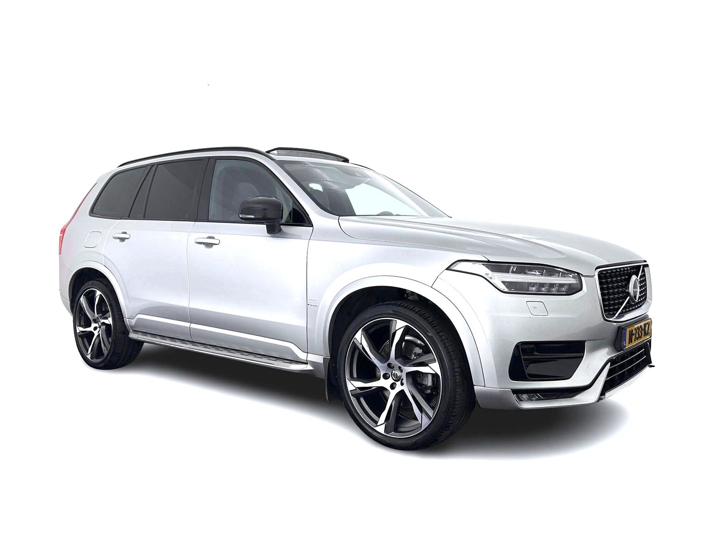 Volvo XC90 2.0 B5 AWD Inscription R-Design Intro Edition [7-Pers.] Aut. *PANO | LEATHER-ALCANTARA | FULL-LED | MEMORY-PACK | BOWERS&WILKINS | BLINDSPOT | KEYLESS | DIGI-COCKPIT | NAVI-FULLMAP | PRIVACYGLASS | HEATED-SPORTSEATS | TOWBAR | 20''ALU*