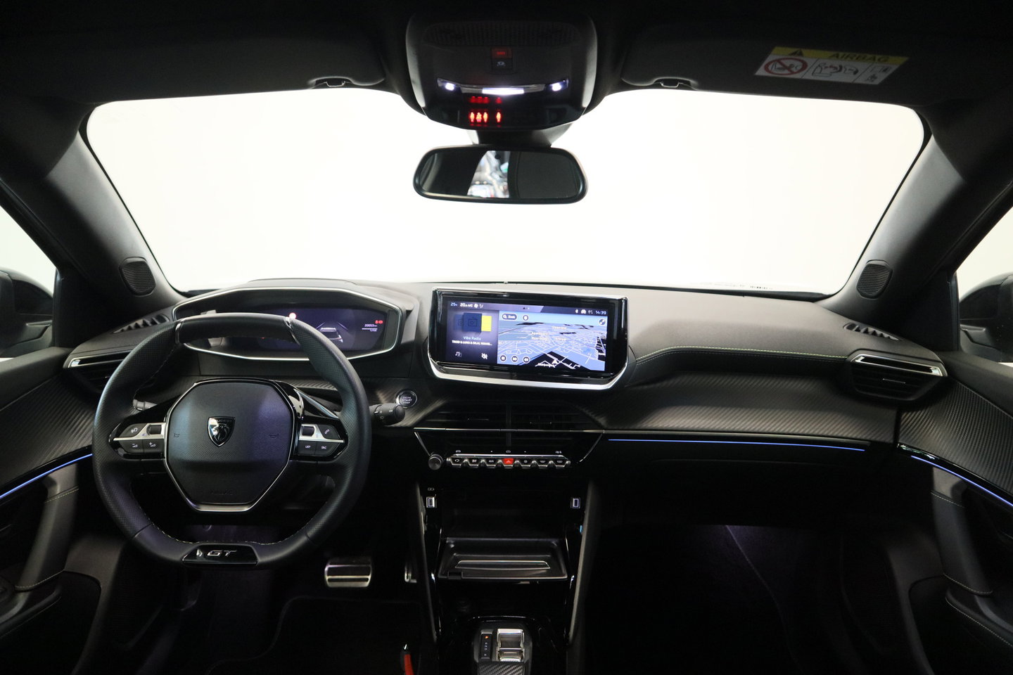 Peugeot e-2008 EV GT Avantage 54 kWh 360 camera Navigatie Blindspot NAP 24 Maanden garantie* (Vraag naar de voorwaarden)