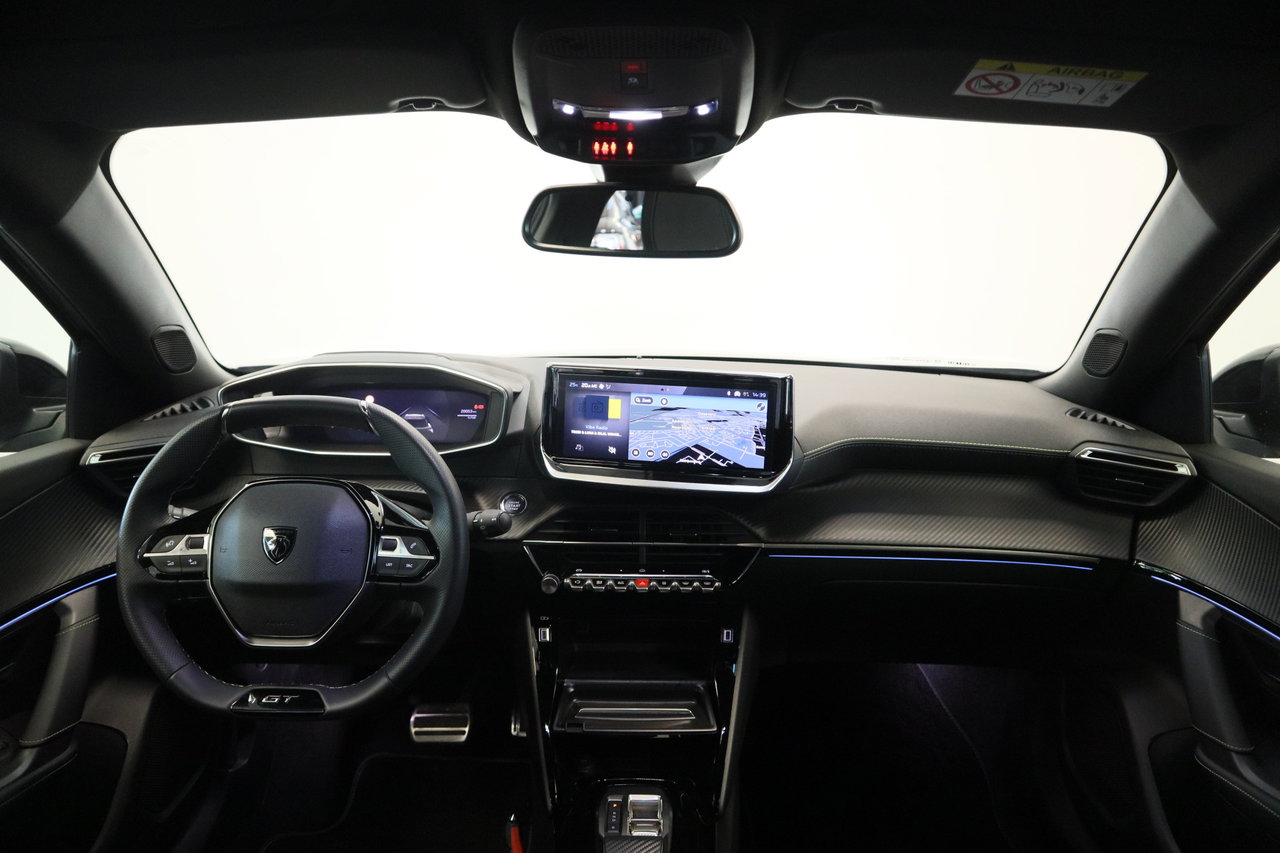 Peugeot e-2008