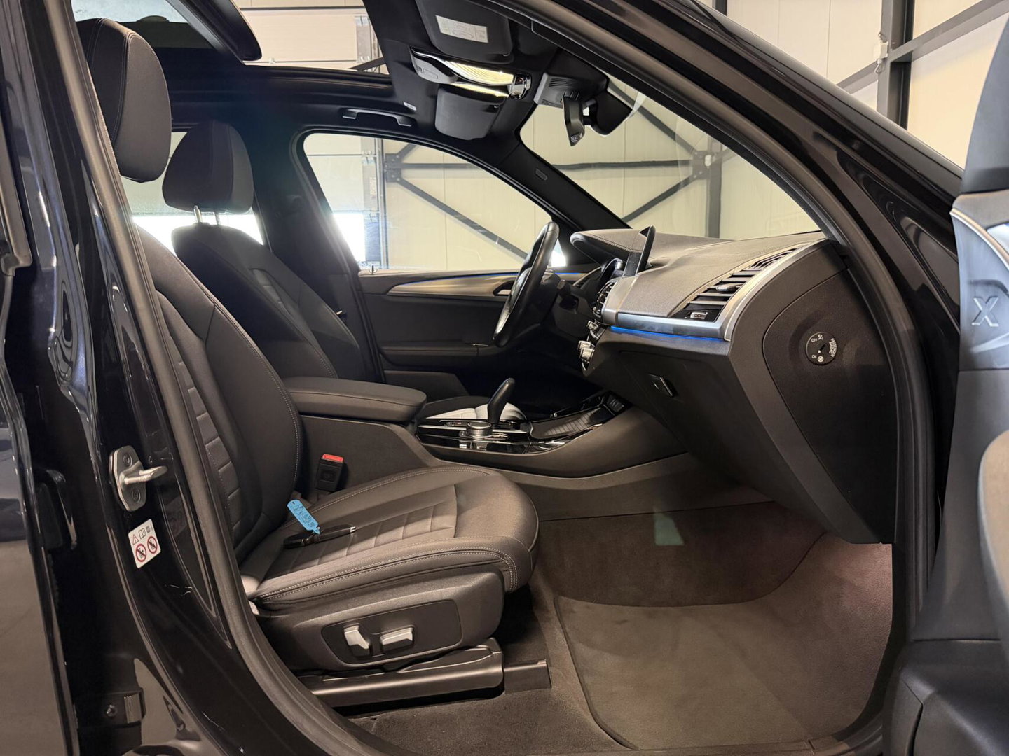 BMW iX3 Executive 80 kWh SOH 95% Pano Trekhaak Memory Camera