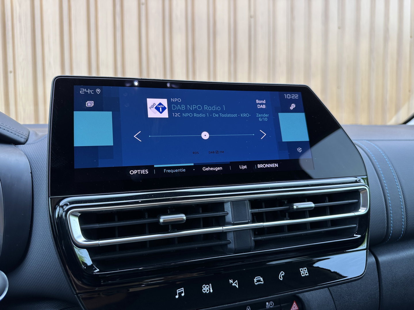Citroën C5 Aircross 1.6 Plug-in Hybrid 225 Feel | Apple Carplay | Achteruitrijcamera | Android Auto | Keyless | DAB | Lane Assist | Isofix