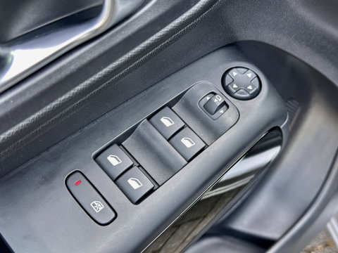 Citroën C5 Aircross 1.6 Plug-in Hybrid 225 Feel | Apple Carplay | Achteruitrijcamera | Android Auto | Keyless | DAB | Lane Assist | Isofix