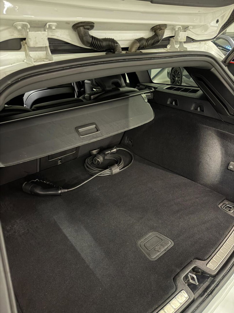 Volvo V60 2.0 T6 Recharge AWD R-Design Pano Leer Camera NAP