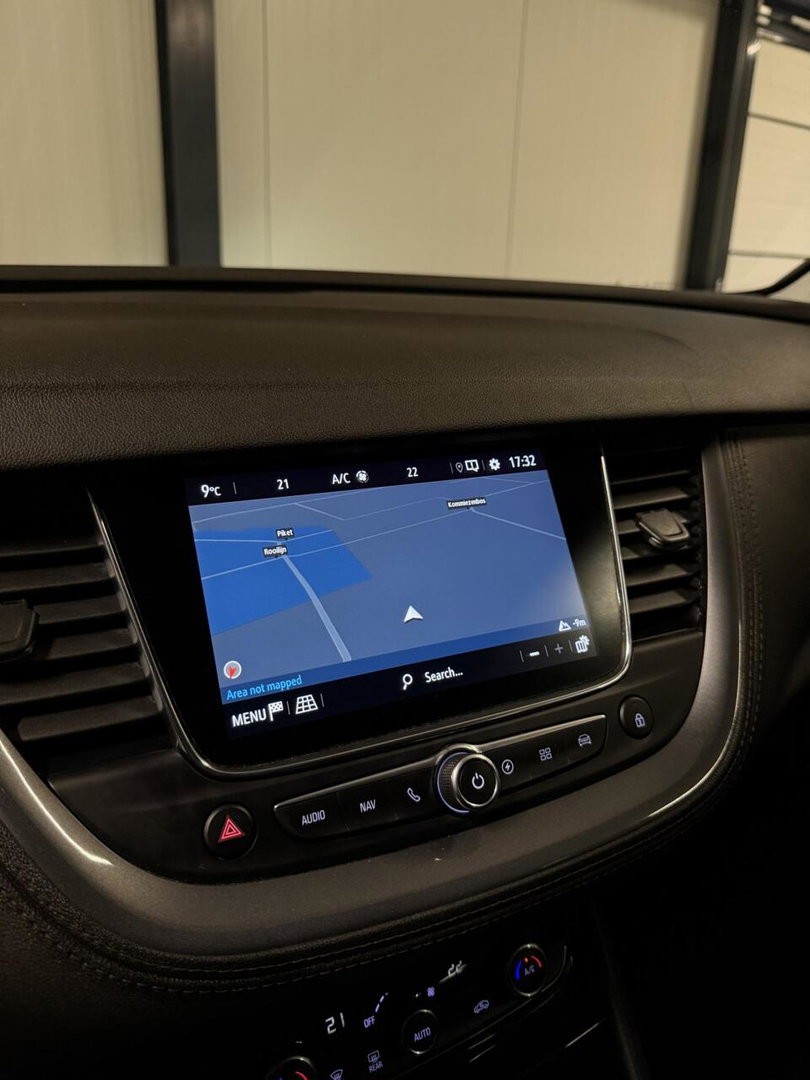 Opel Grandland X 1.6 Turbo Hybrid SOH 90% Elegance Carplay