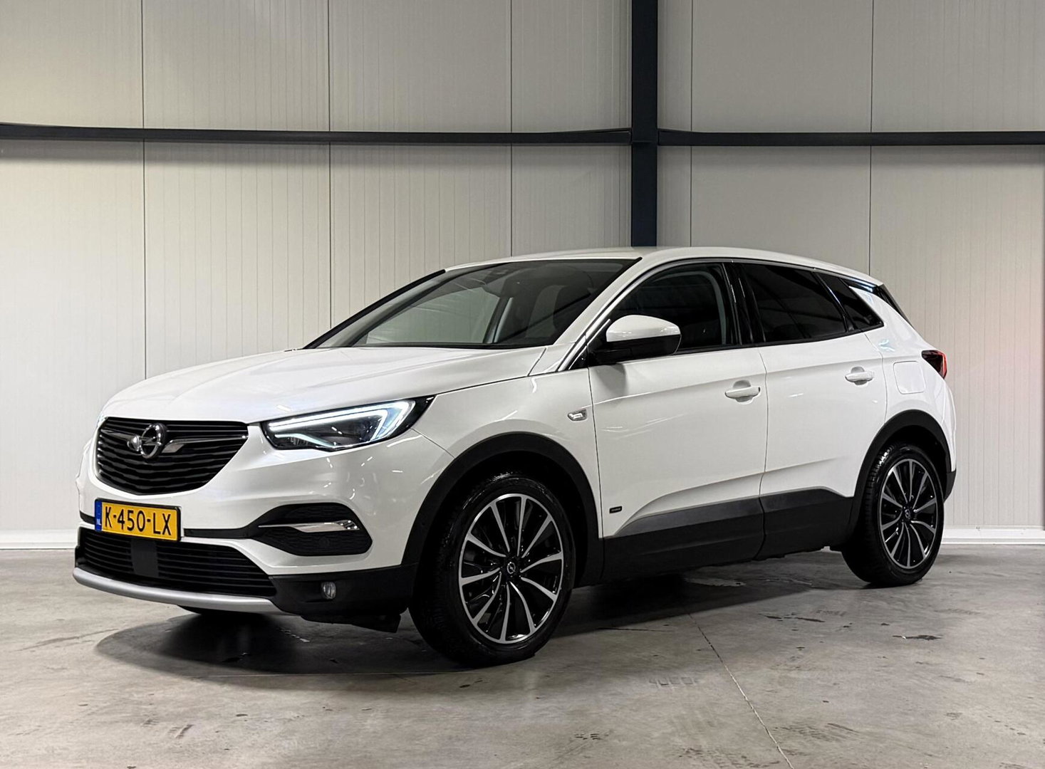 Opel Grandland X 1.6 Turbo Hybrid SOH 90% Elegance Carplay