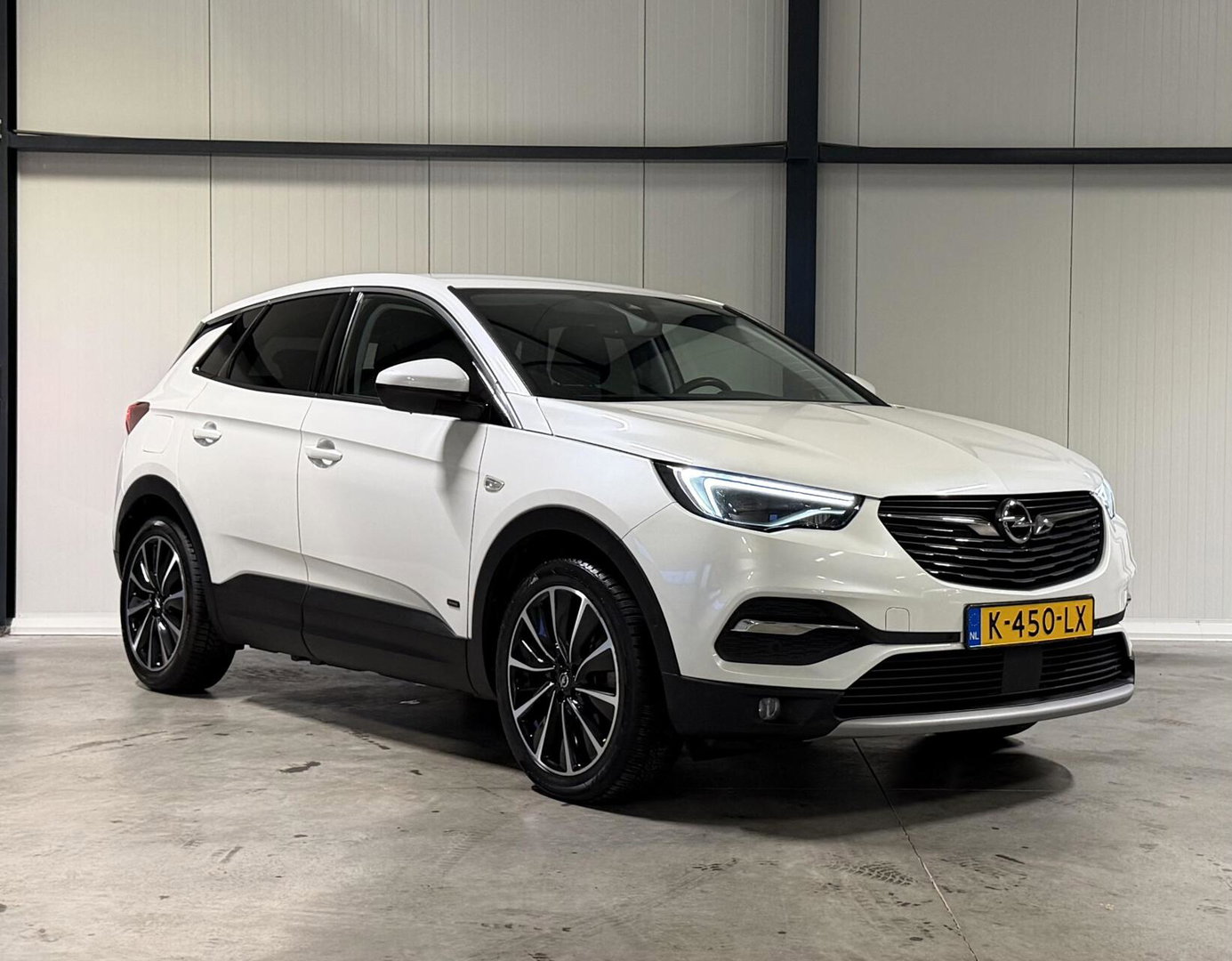 Opel Grandland X 1.6 Turbo Hybrid SOH 90% Elegance Carplay
