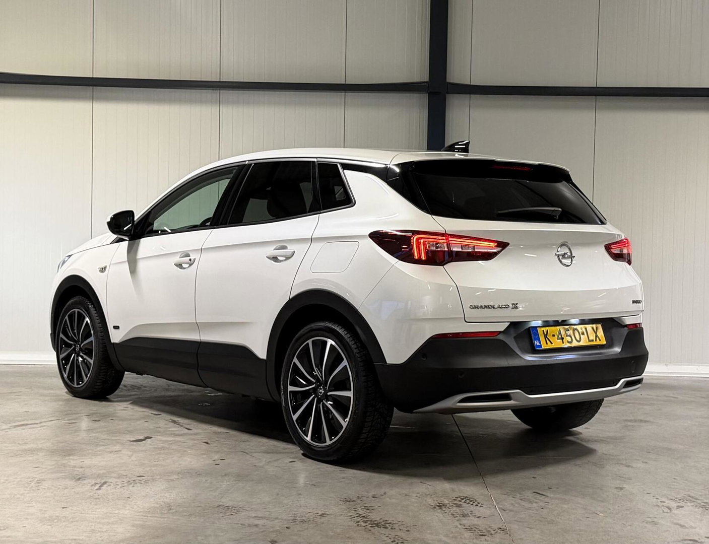 Opel Grandland X 1.6 Turbo Hybrid SOH 90% Elegance Carplay