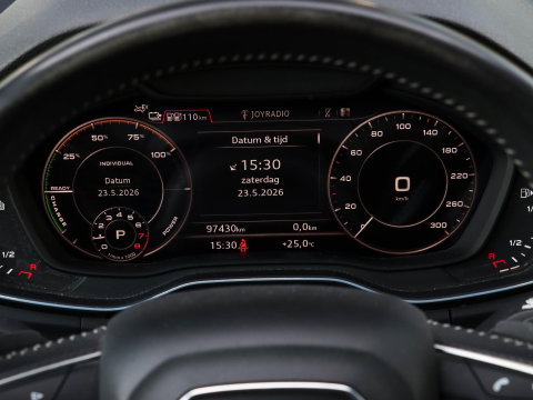 Audi Q5 55 TFSIe Quattro 367pk S-Line Panodak Luchtvering Trekh. 360 Cam