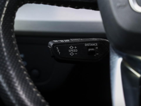 Audi Q5 55 TFSIe Quattro 367pk S-Line Panodak Luchtvering Trekh. 360 Cam