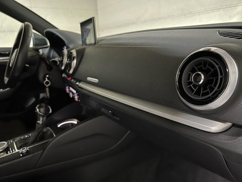 Audi A3 Sportback 35 TFSI 150PK S-Line Black Edition Virtual