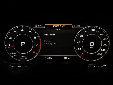 Audi A3 Sportback 35 TFSI 150PK S-Line Black Edition Virtual
