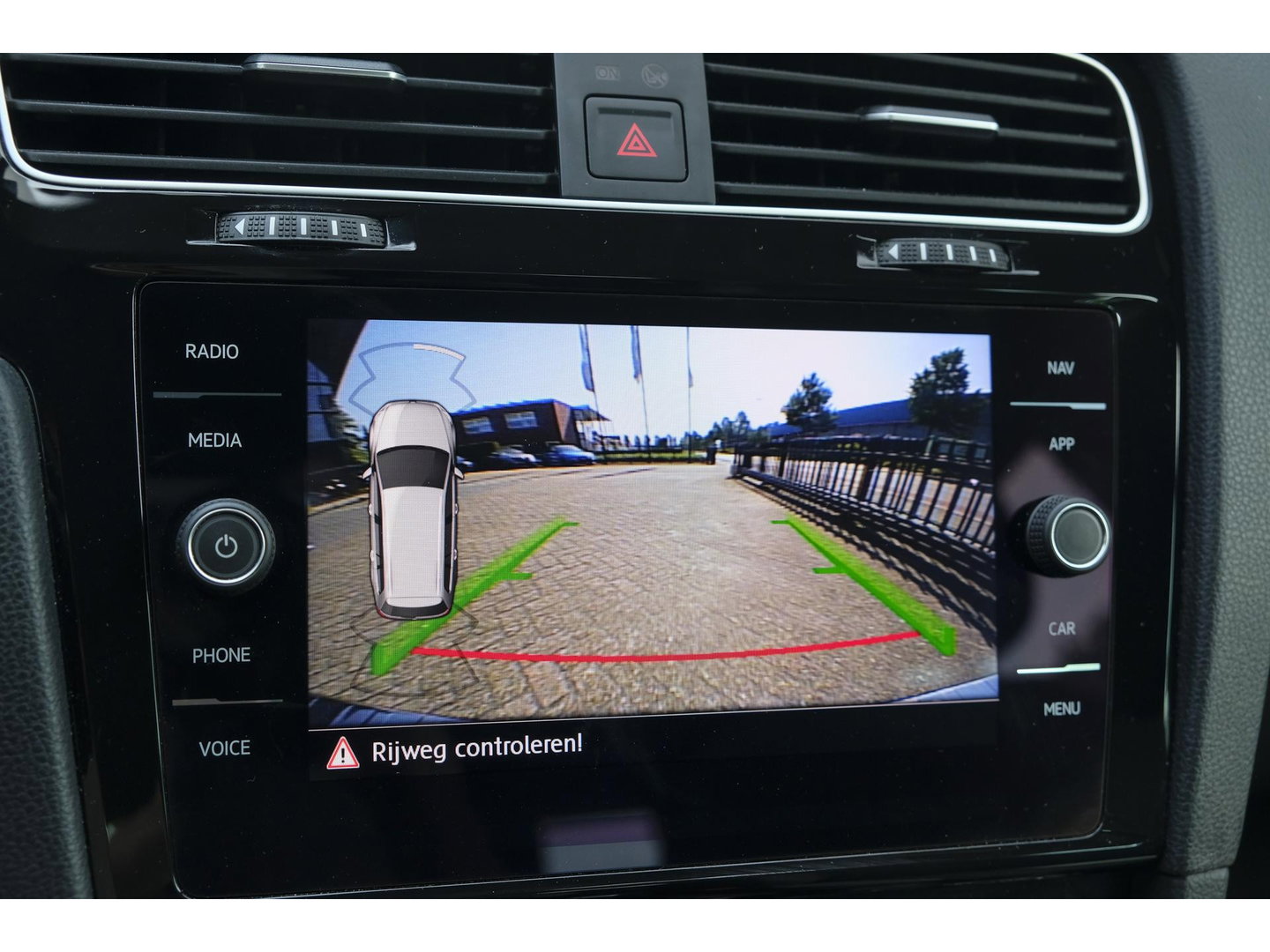 Volkswagen Golf Variant 1.5 TSI DSG 150pk R-Line Lapis blue Camera Navi Discover Pro LED koplampen