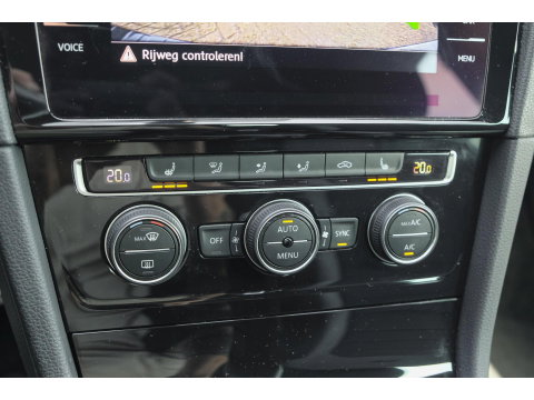 Volkswagen Golf Variant 1.5 TSI DSG 150pk R-Line Lapis blue Camera Navi Discover Pro LED koplampen