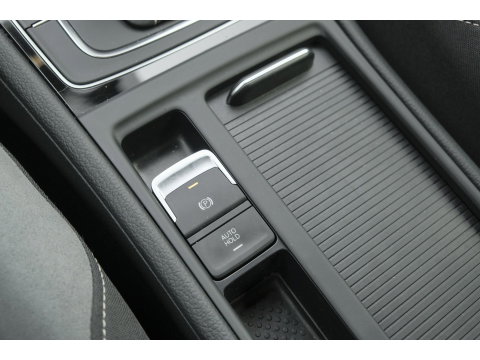 Volkswagen Golf Variant 1.5 TSI DSG 150pk R-Line Lapis blue Camera Navi Discover Pro LED koplampen