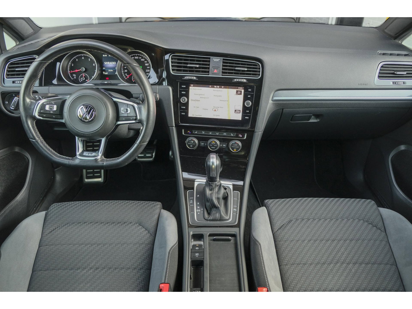 Volkswagen Golf Variant 1.5 TSI DSG 150pk R-Line Lapis blue Camera Navi Discover Pro LED koplampen