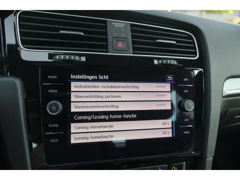 Volkswagen Golf Variant 1.5 TSI DSG 150pk R-Line Lapis blue Camera Navi Discover Pro LED koplampen