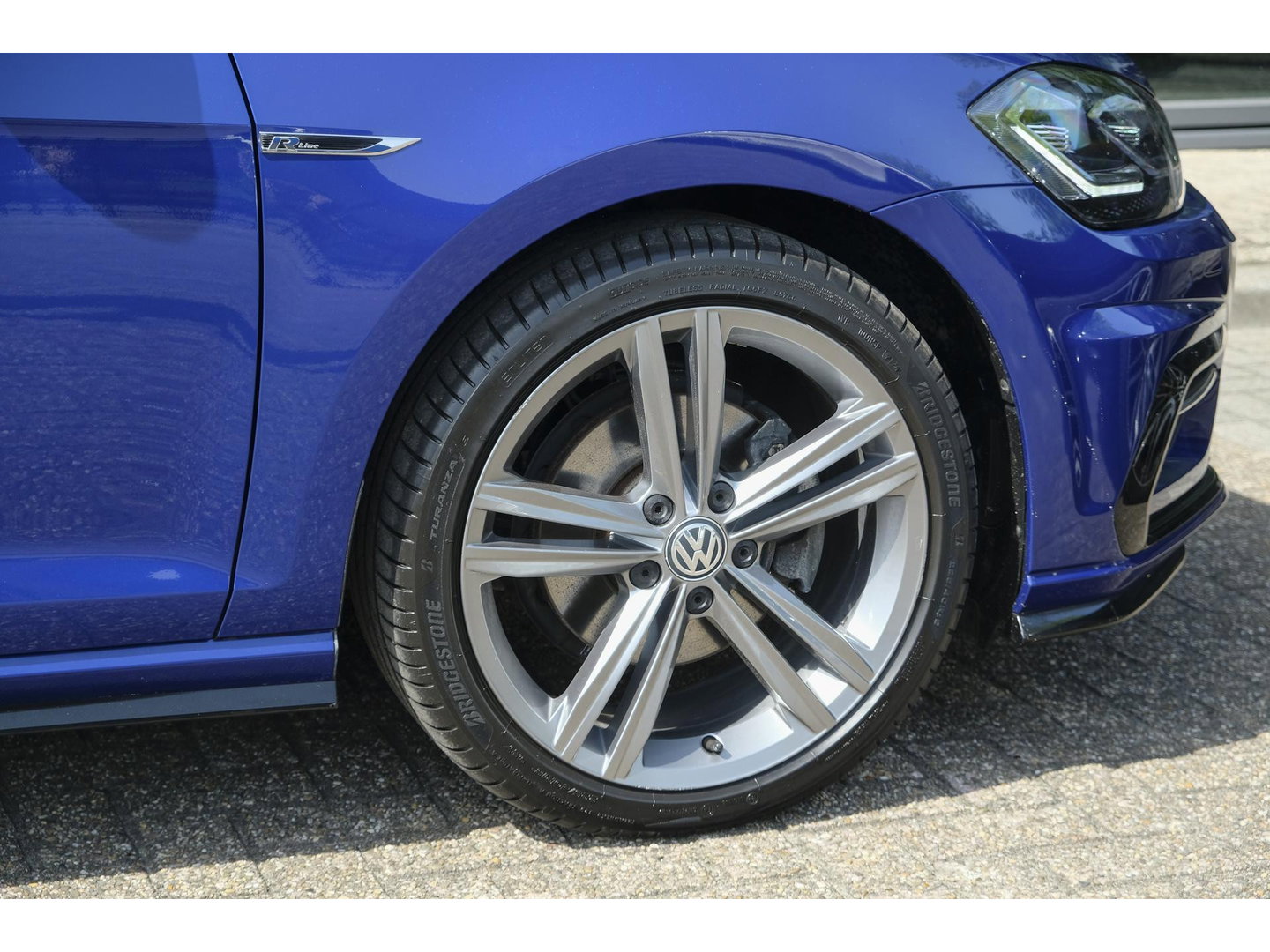 Volkswagen Golf Variant 1.5 TSI DSG 150pk R-Line Lapis blue Camera Navi Discover Pro LED koplampen