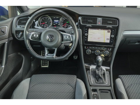 Volkswagen Golf Variant 1.5 TSI DSG 150pk R-Line Lapis blue Camera Navi Discover Pro LED koplampen