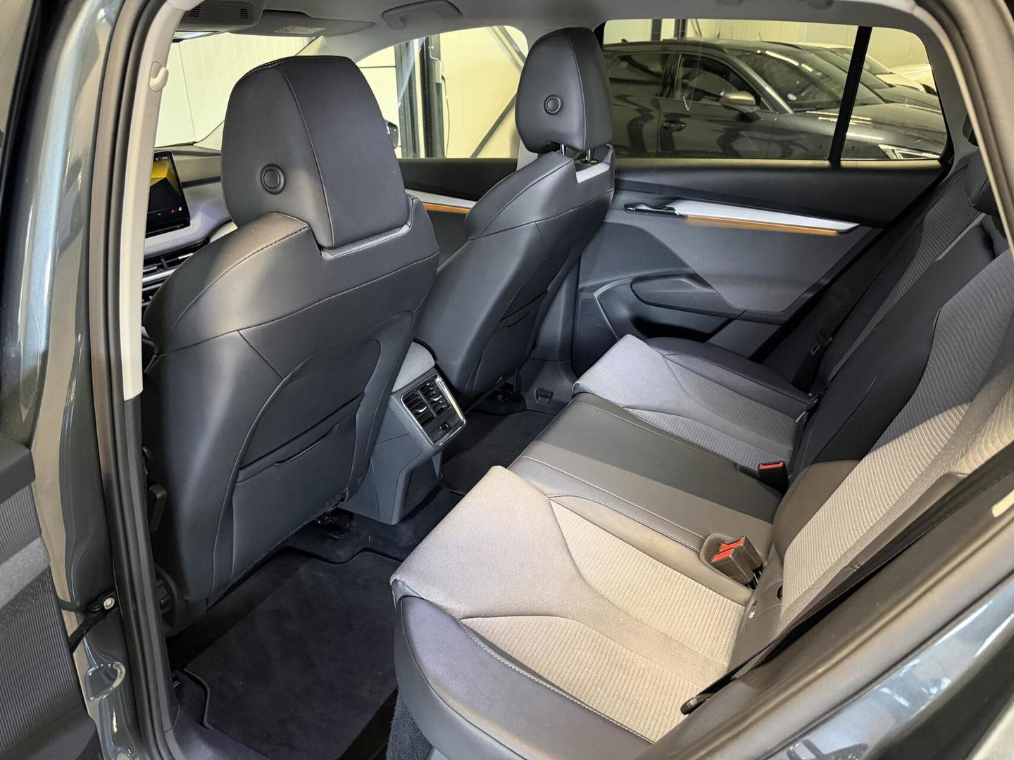 Škoda Enyaq iV 80 SOH 91% Camera Stoelverwarming Carplay NAP