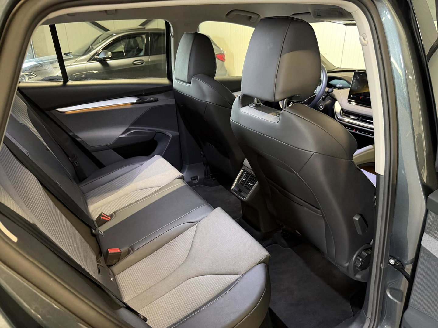Škoda Enyaq iV 80 SOH 91% Camera Stoelverwarming Carplay NAP