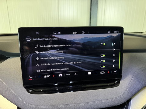 Škoda Enyaq iV 80 SOH 91% Camera Stoelverwarming Carplay NAP