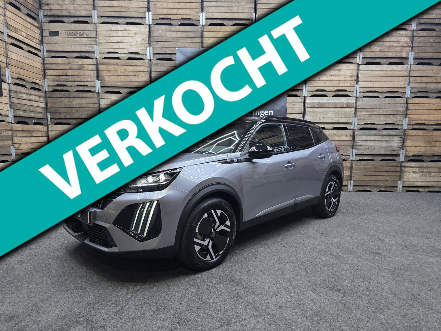 Peugeot e-2008 EV GT 54 kWh Full LED Navi 360 Carplay Two Tone 17"LM