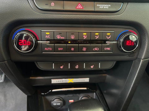 Kia Xceed 1.4 T-GDi DynamicPlusLine Automaat|JBL|ACC|Camera|Navi|Leder