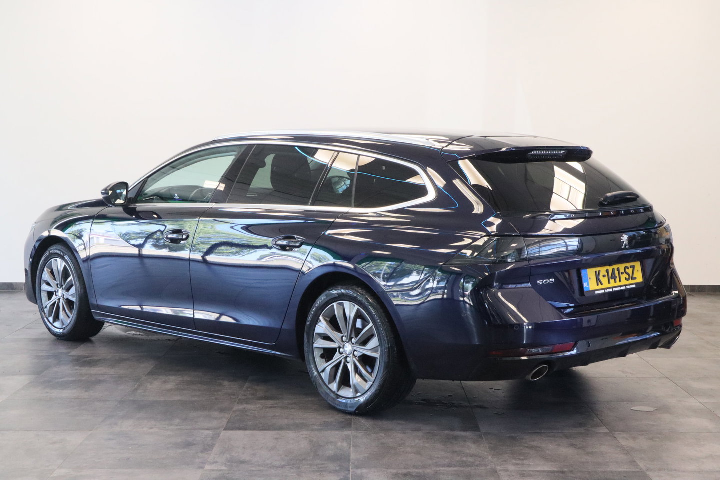 Peugeot 508 SW 1.6 PureTech Blue Lease Allure ACC Camera PDC Keyless go 24 Maanden garantie* (Vraag naar de voorwaarden)