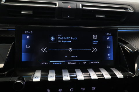 Peugeot 508 SW 1.6 PureTech Blue Lease Allure ACC Camera PDC Keyless go 24 Maanden garantie* (Vraag naar de voorwaarden)