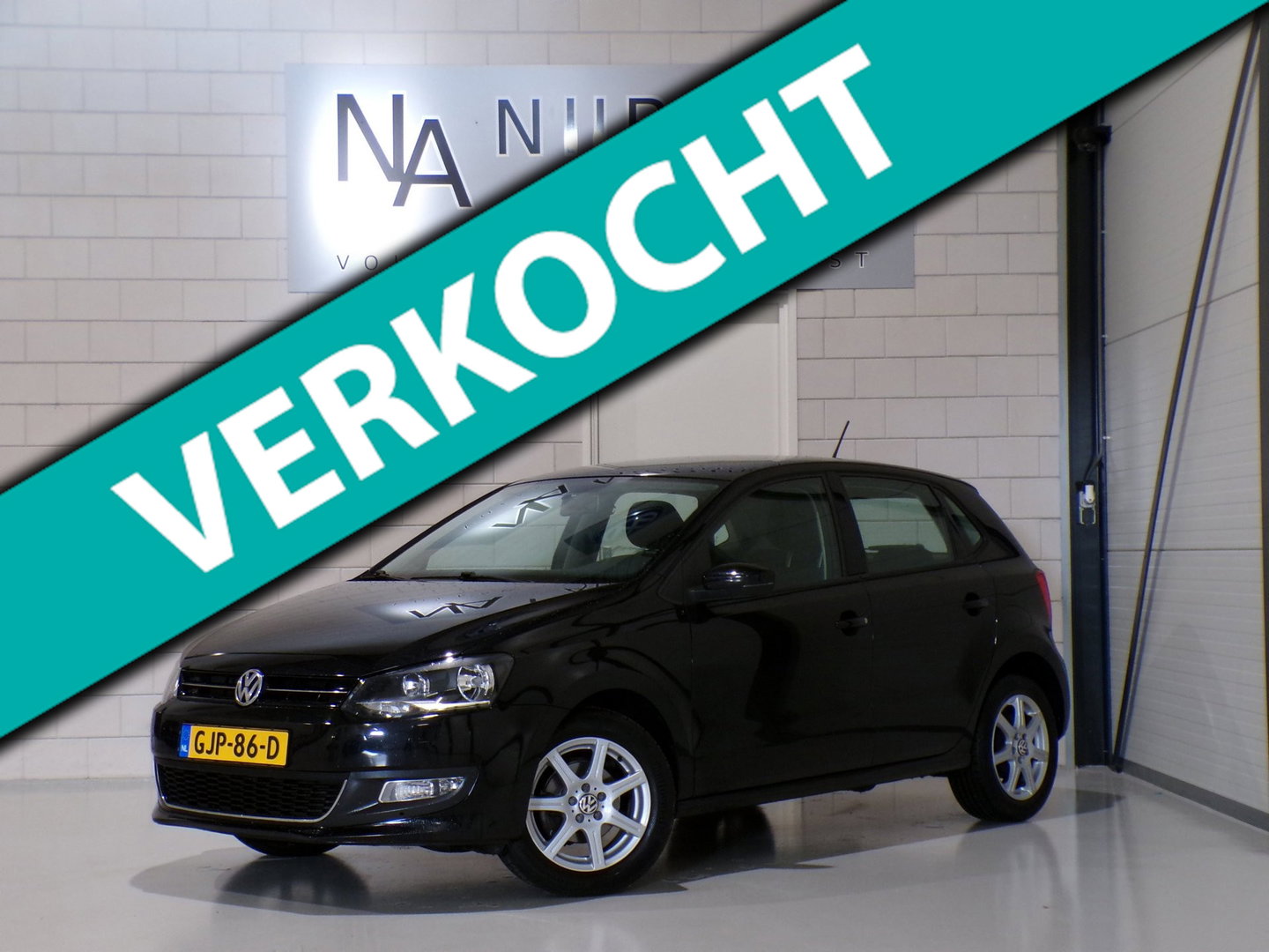 Volkswagen Polo 1.2 Comfortline Stoelverwarming Parkeersensoren Climatronic Navigatie Bluetooth Lichtmetalen-velgen Garantie
