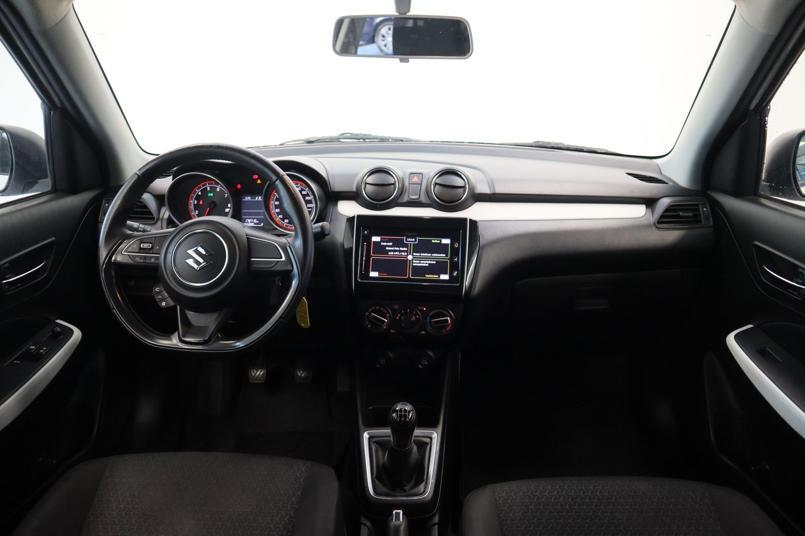 Suzuki Swift 1.2 Select Stoelverwarming 16'' Elec. ramen Isofix