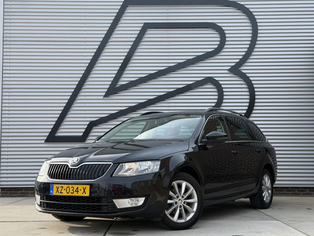 Škoda Octavia - Combi 1.2 TSI Greentech Style Navi|Clima|Cruise|PDC V+A|Stoelverwarming|Bluetooth|6 Bak|110pk|APK tot 05-2027
