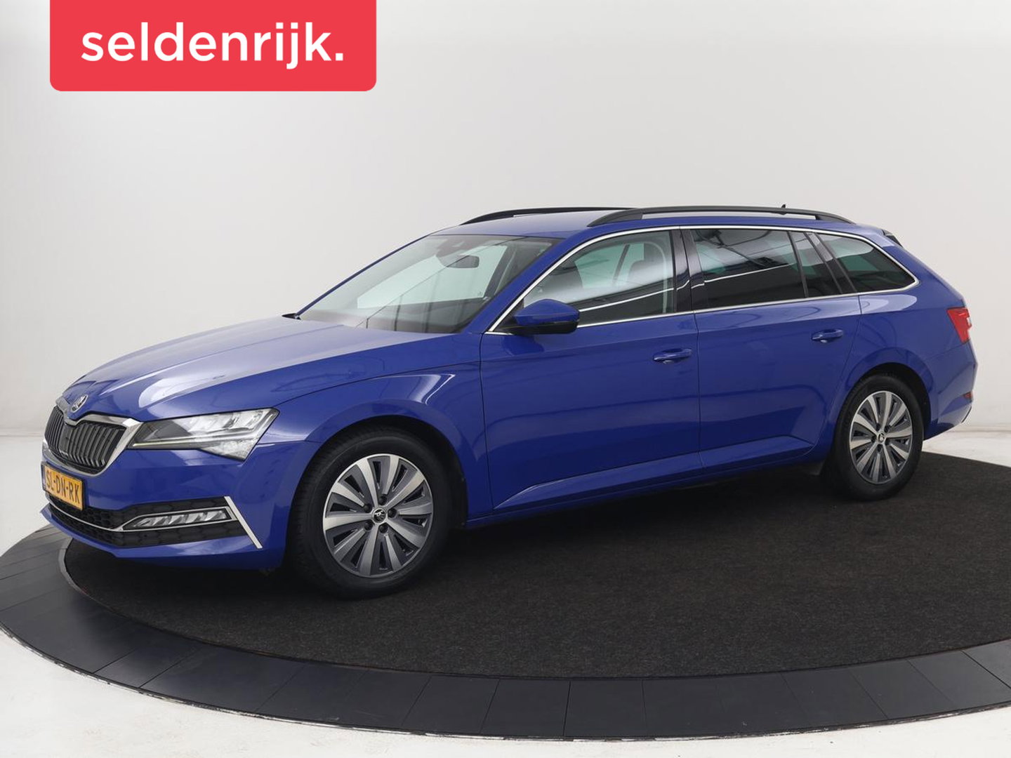 Škoda Superb 1.4 TSI iV Business Edition | SOH 92,3% | Stoelverwarming | Virtual Cockpit | Adaptive cruise | Camera | Carplay | Navigatie | Full LED | Parkeerhulp | PHEV | Plug In