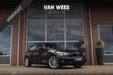BMW 1 Serie - 116i Business | Sportstuur | Stoelverwarming | Radio Professional | Zichtpakket | PDC | Middenarmsteun | Regensensor | Mistlampen | 17 inch | Lichtsensor
