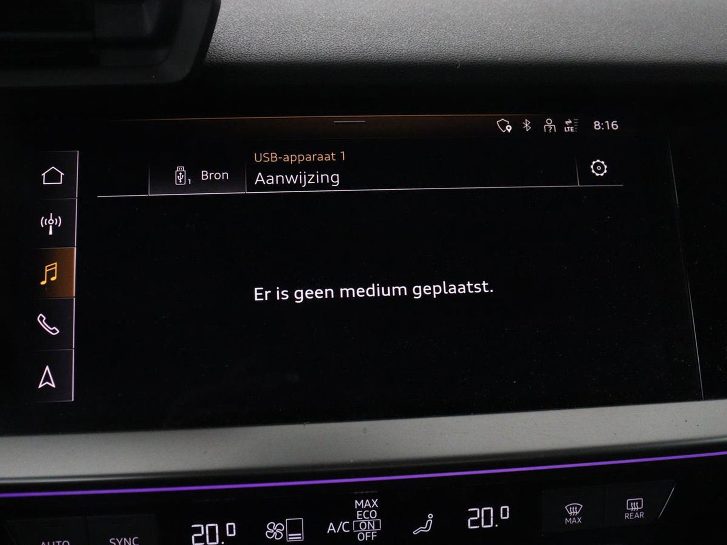 Audi A3 30 TFSI Advanced edition | Stoelverwarming | Matrix LED | Adaptive cruise | Camera | Park Assist | Elektrische stoel | Carplay | Sportstoelen | Navigatie | Virtual Cockpit | Climate control | Audi Sound