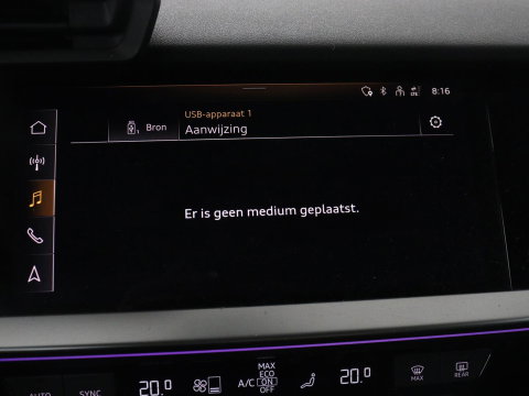 Audi A3 30 TFSI Advanced edition | Stoelverwarming | Matrix LED | Adaptive cruise | Camera | Park Assist | Elektrische stoel | Carplay | Sportstoelen | Navigatie | Virtual Cockpit | Climate control | Audi Sound