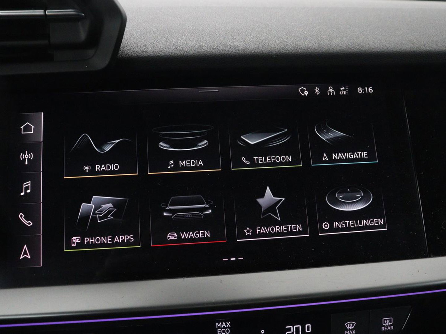 Audi A3 30 TFSI Advanced edition | Stoelverwarming | Matrix LED | Adaptive cruise | Camera | Park Assist | Elektrische stoel | Carplay | Sportstoelen | Navigatie | Virtual Cockpit | Climate control | Audi Sound